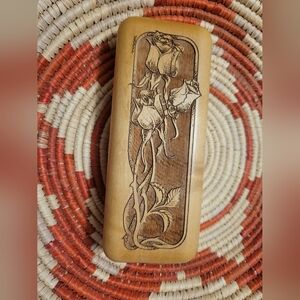 Vintage LAS-ART Signed Handcrafted Laser Hardwood Rose Jewelry Trinket Box